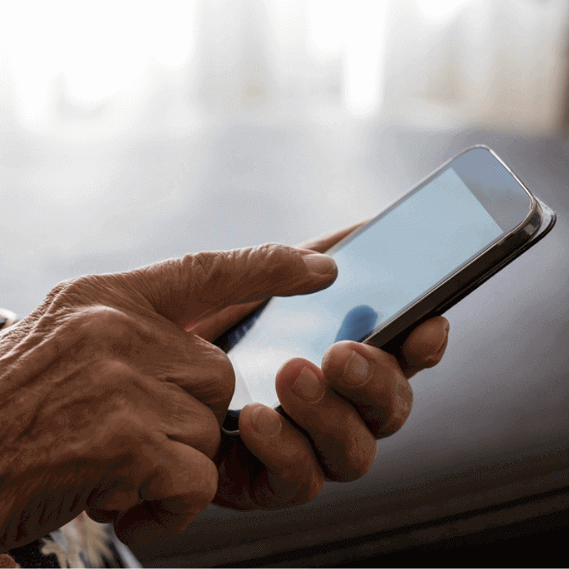 Taller "Ús del Mòbil" (1 hora)